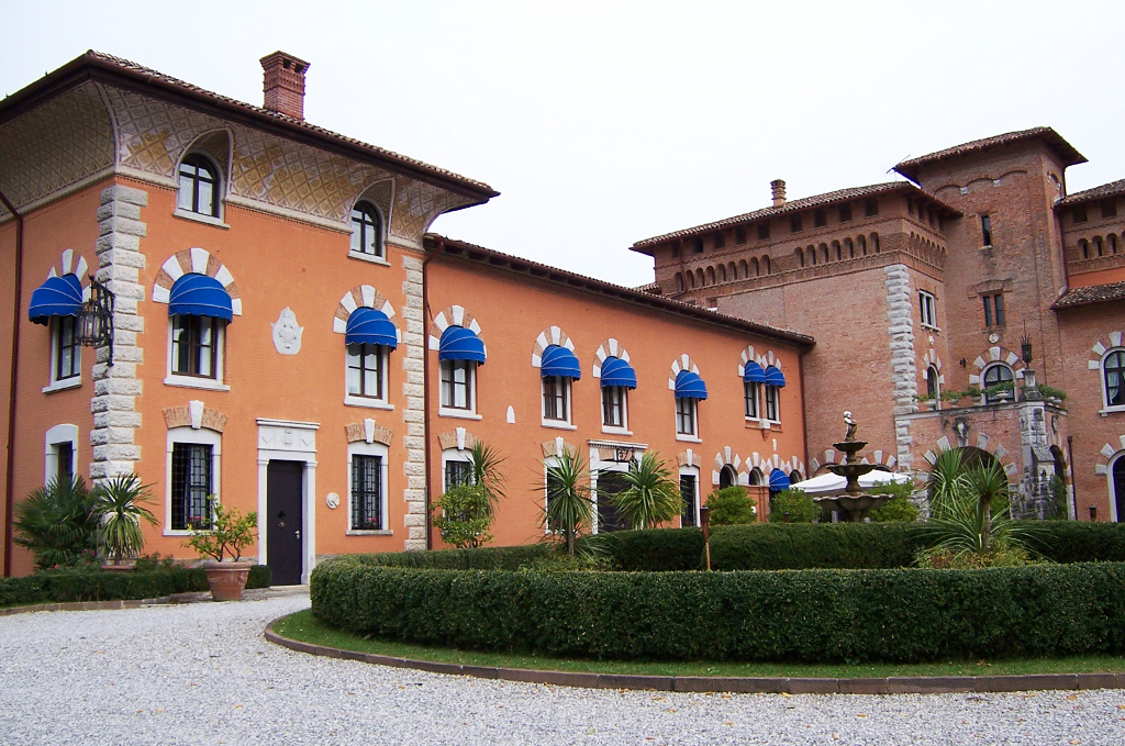 Tende da sole a cappottina per hotel e alberghi